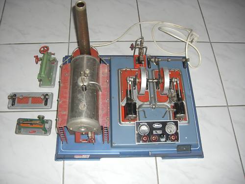Wilesco D 32 el Dampfmaschine mit Zubehör - Modellbau Rc Modelle - Oberiscklsheim