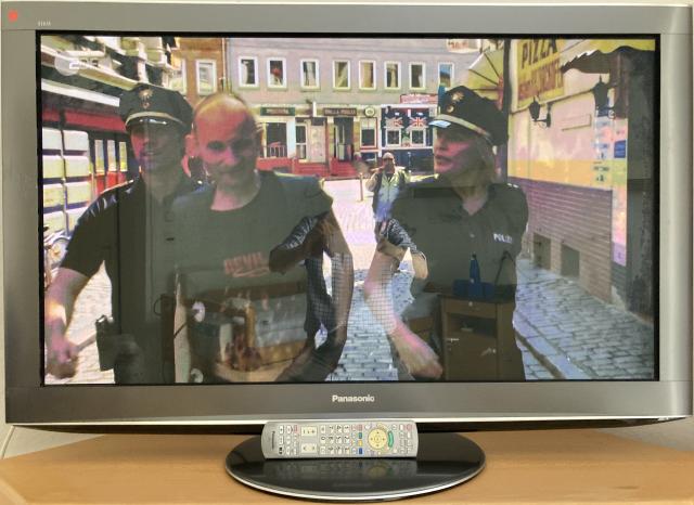 Plasma-Fernseher Plasma-TV Panasonic VIERA TX-P42V20E, 42 Zoll, Full HD, 1080p - Elektronik - München
