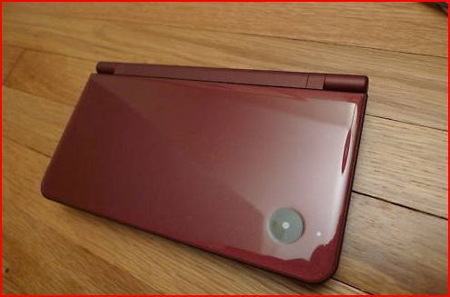 Nintendo DSi XL dunkelrot/weinrot Kaufdatum 3.4.2010 - Videospiele Konsolen - Sindelfingen
