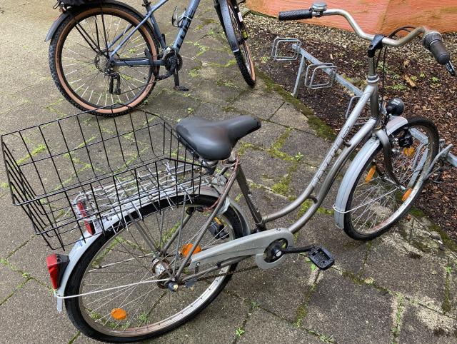 Stadtfahrrad Bavaria Line Lizzard für Damen, Nabenschaltung, Beleuchtung, Korb - Sonstige Spiele Hobby - München